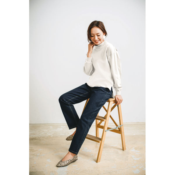 29～30％OFF】レディースモックネック長袖Tシャツ | 激安靴の